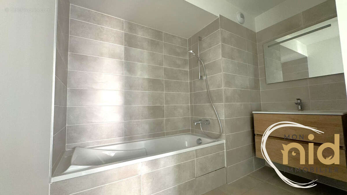 Appartement à MEYLAN