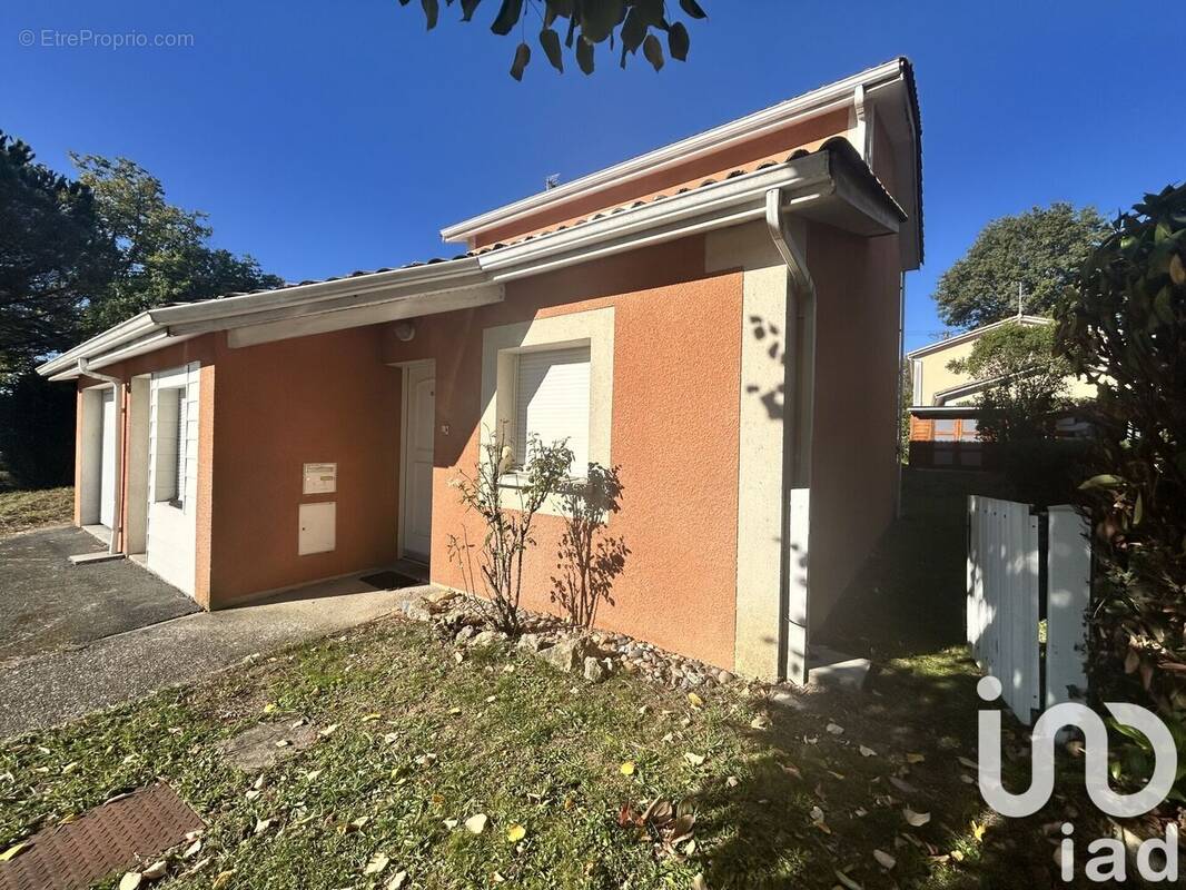 Photo 1 - Maison à FARGUES-SAINT-HILAIRE