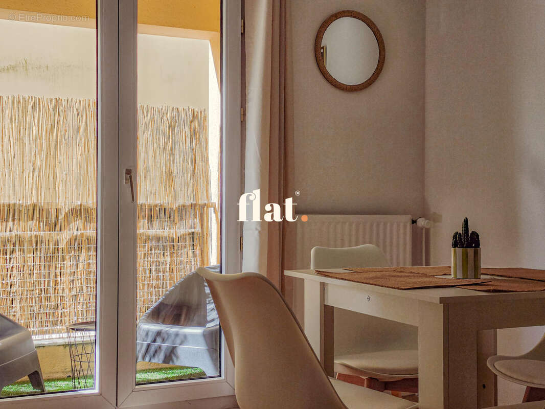 Appartement T3 rénové  50 m2 avec parking et balcon sur la Place de la Guiroué - photo 35