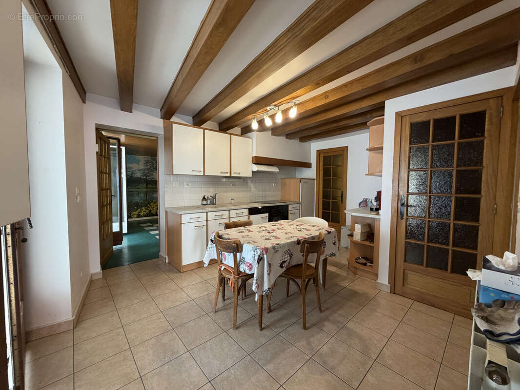 Maison à PERRIGNIER