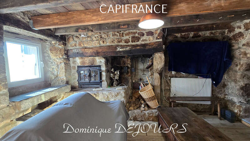 Maison en pierre de caractère – 193 m² habitables – Un projet de vie au cœur des Monts d'Ardèche - photo 26