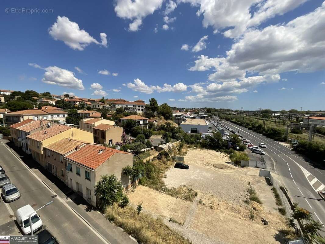 APT T3 offrant 64 m² avec terrasse 23 m² et parking au 5° étage avec ascenseur... - photo 16