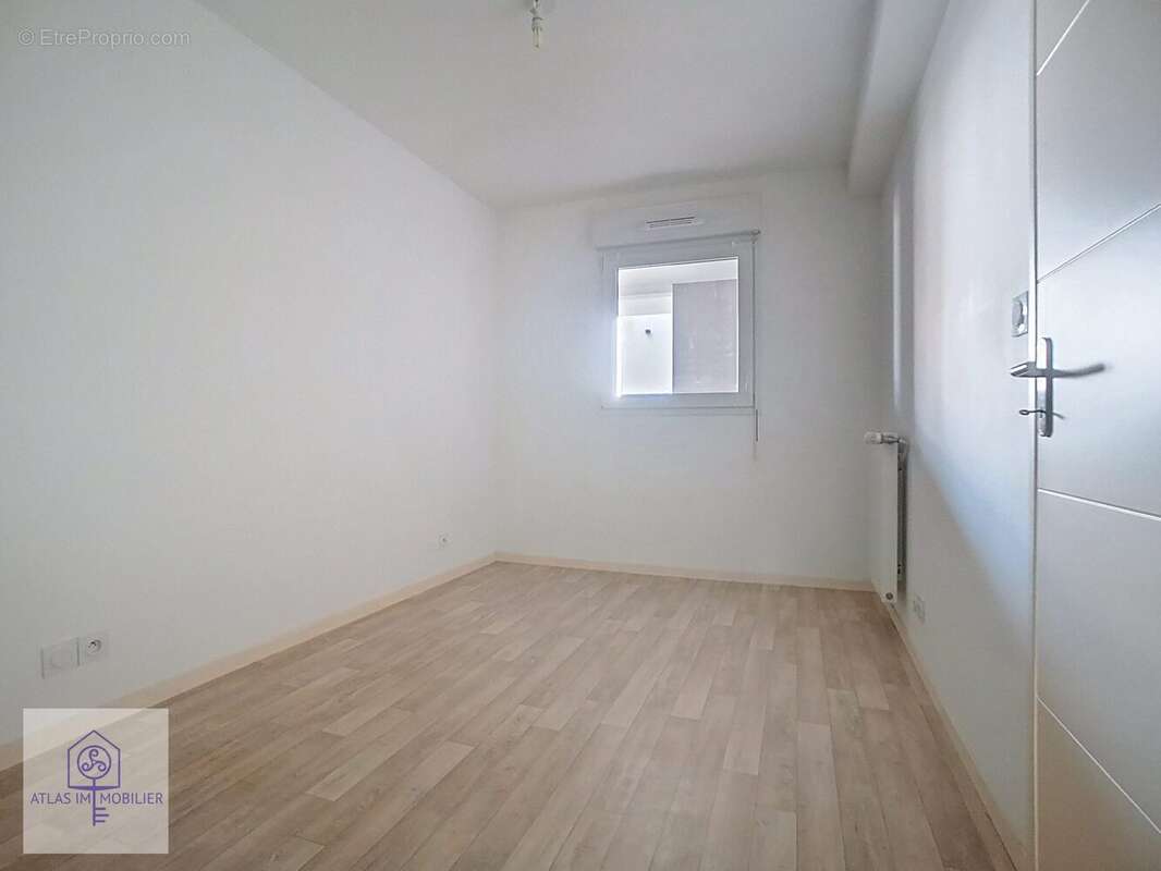 Appartement à LA MEZIERE