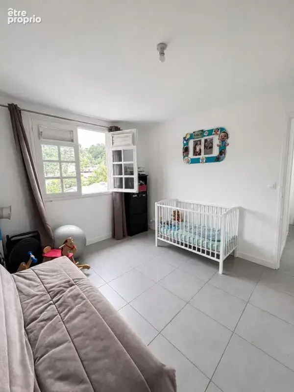 A VENDRE  Appartement meublé T4  - Fort de France 97200 - photo 7