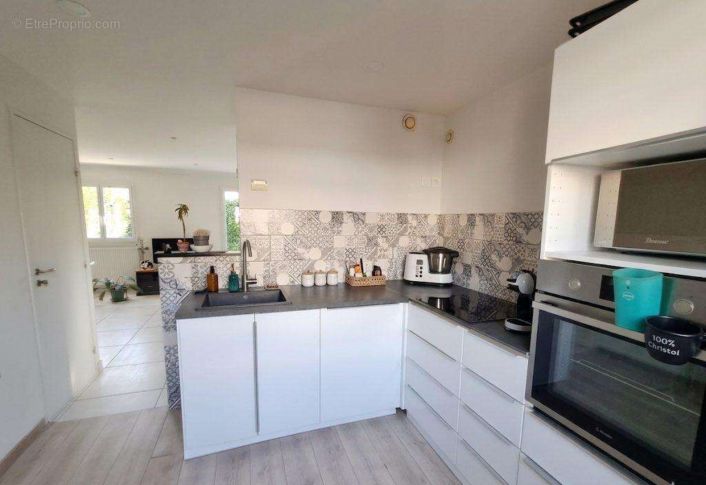 Maison à SAINT-SEBASTIEN-SUR-LOIRE