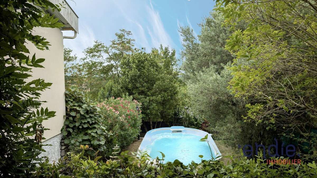 Maison à MONTASTRUC-LA-CONSEILLERE
