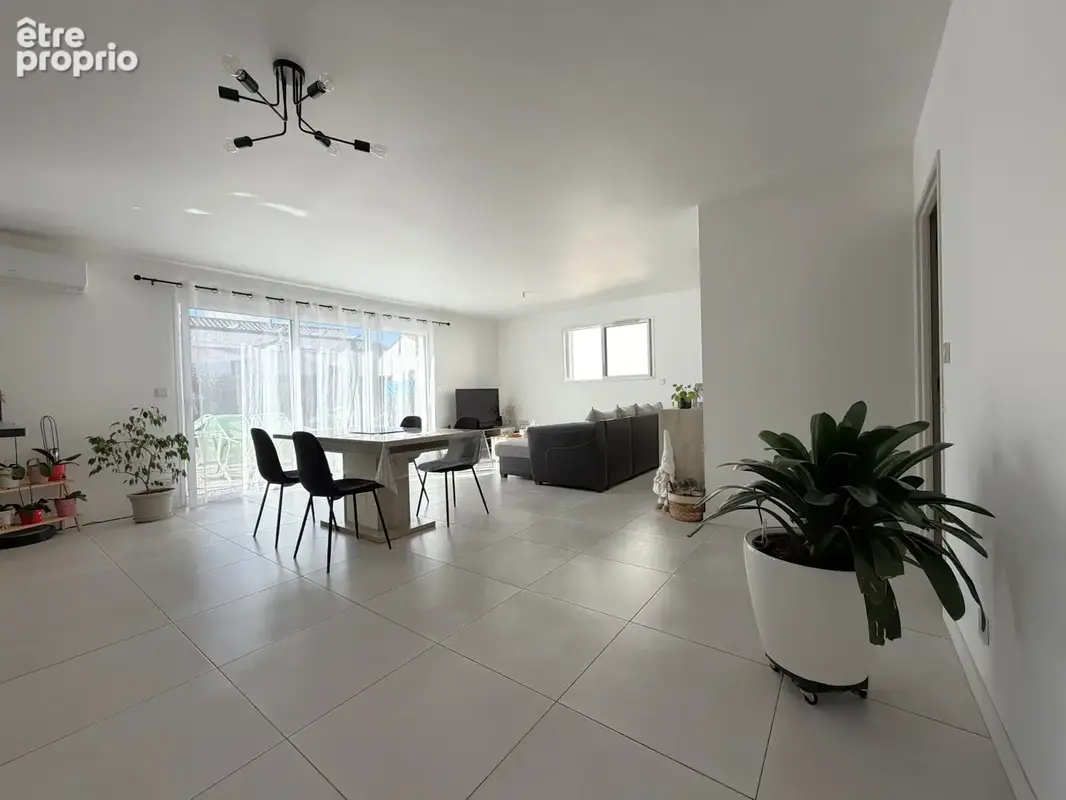 Beaulieu S/La Roche, pl-pied 4 chambres sur 515 m2 de terrain - photo 5