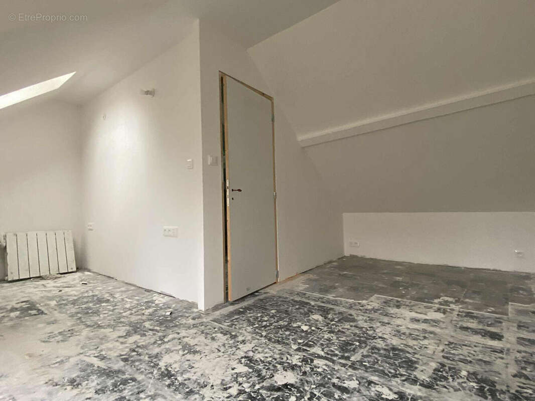 Maison à NEUILLY-SAINT-FRONT