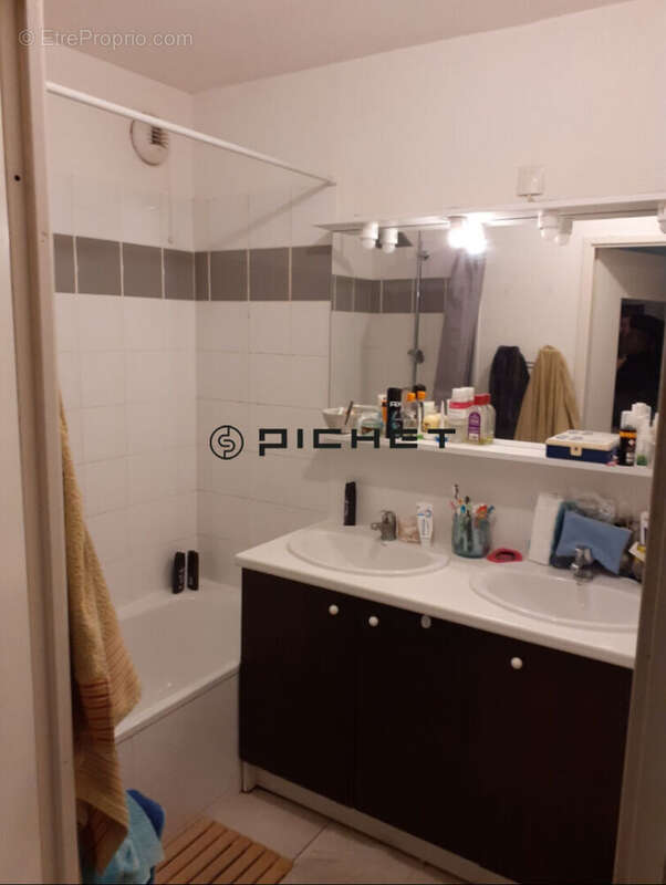 Appartement à ROMANS-SUR-ISERE