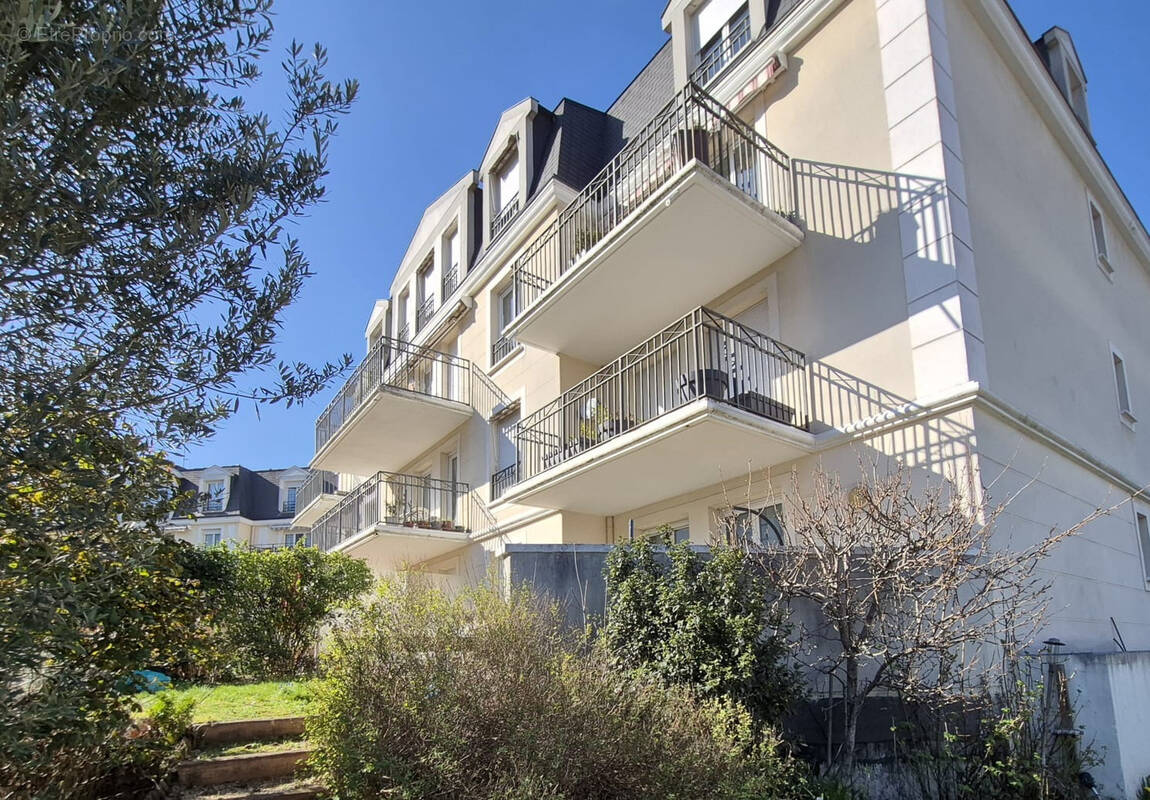 Appartement à THIAIS