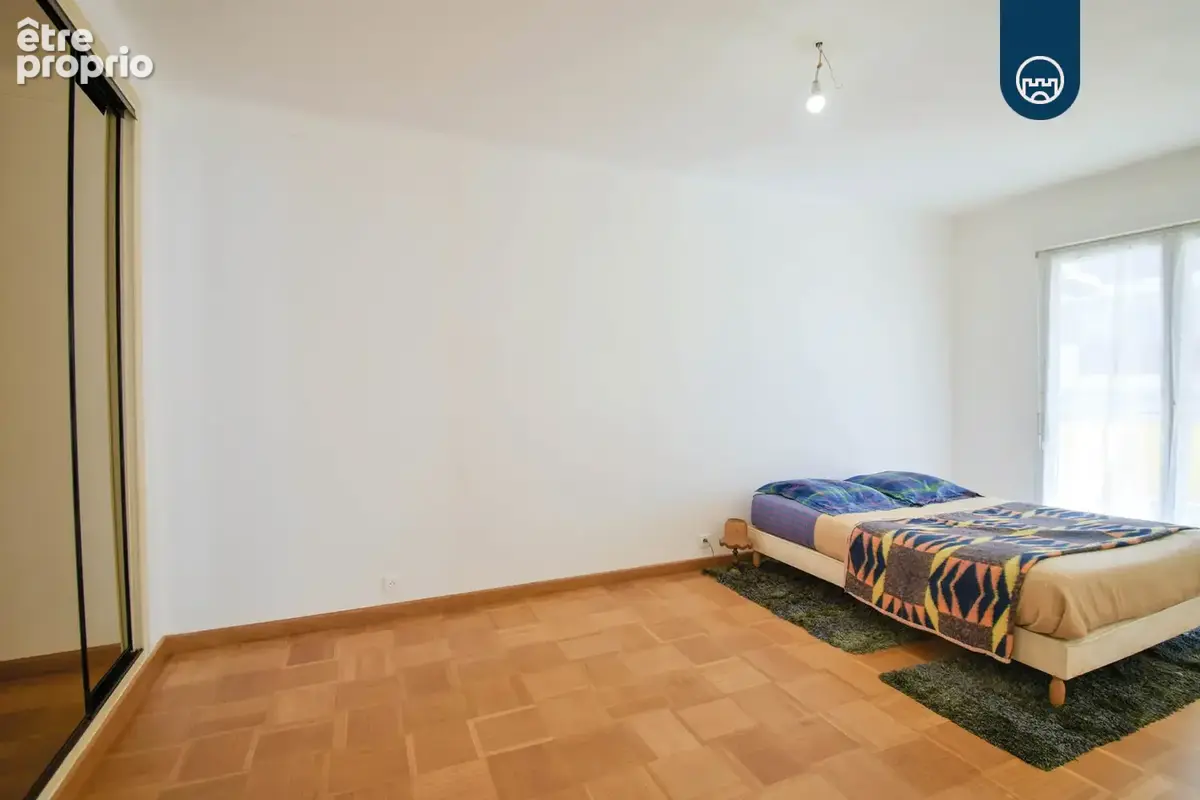 Saint Laurent Du Var - Square Bénes - Appartement - 4 pièces - 106,56 m2 - photo 12