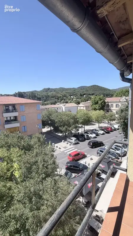 Vue dégagée  - Appartement à LODEVE
