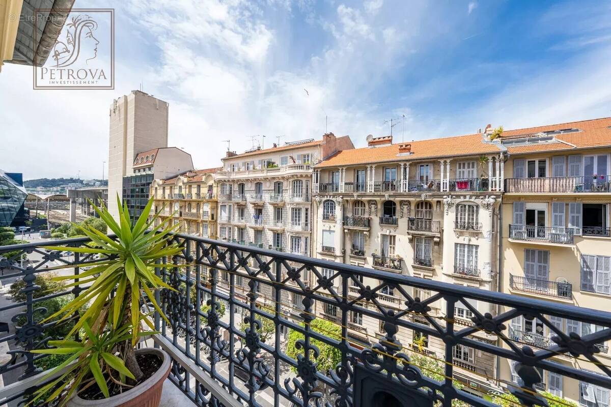 Appartement à NICE