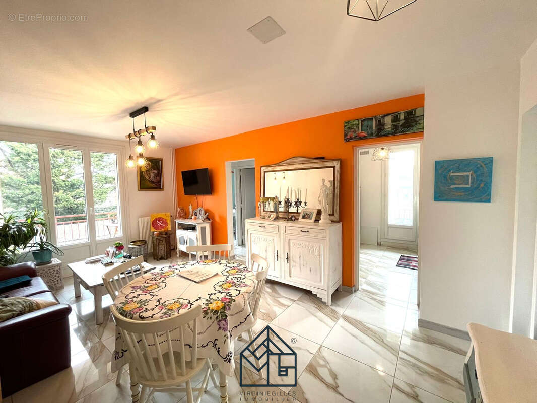 Appartement à ROANNE