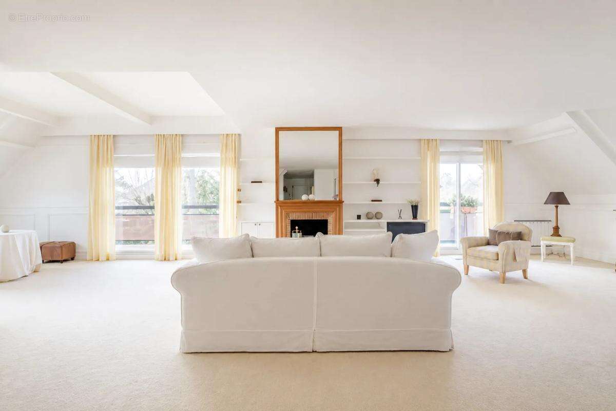Appartement de 5 pièces de 160 m² à Jouy-en-Josas - photo 2