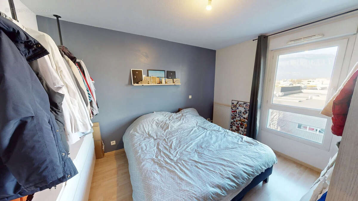 Appartement à SAINT-MARTIN-D'HERES