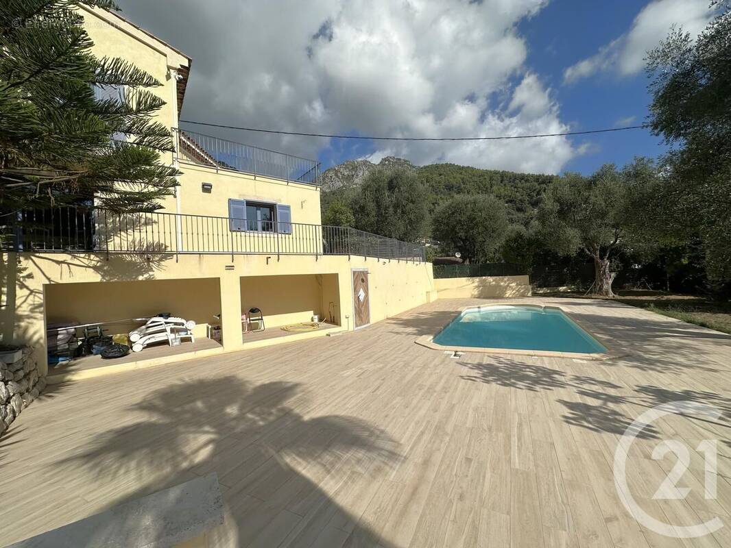 Maison à SAINTE-AGNES