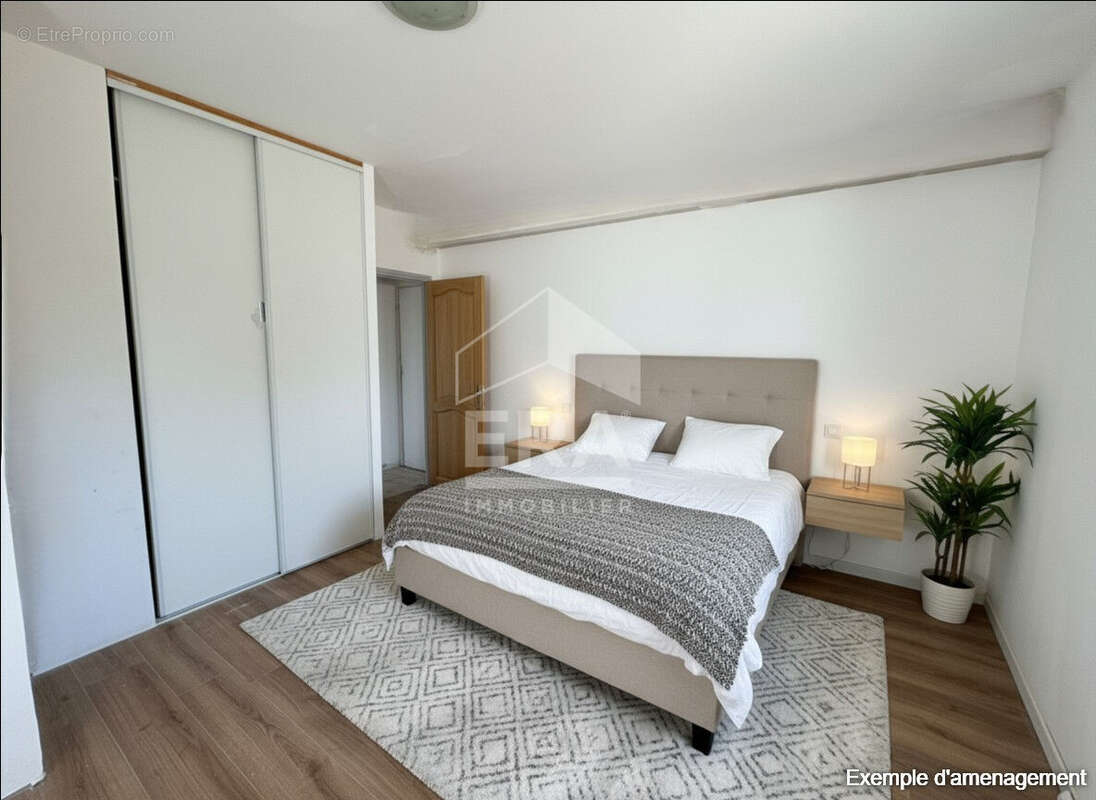 Appartement à ROGNAC