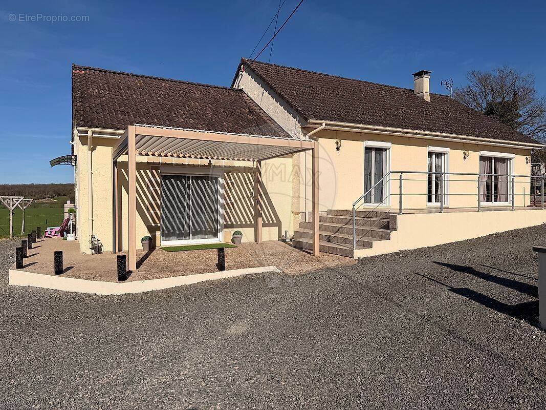 Maison à SAINT-OUEN-SUR-LOIRE