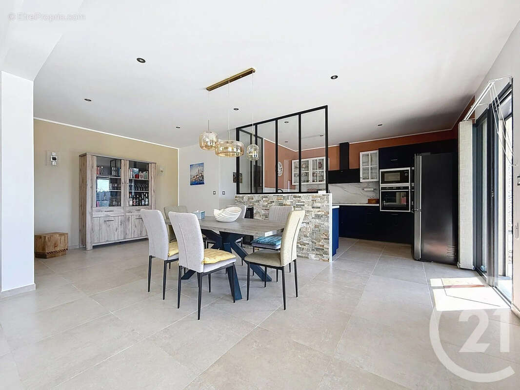 Maison à SANTA-LUCIA-DI-MORIANI