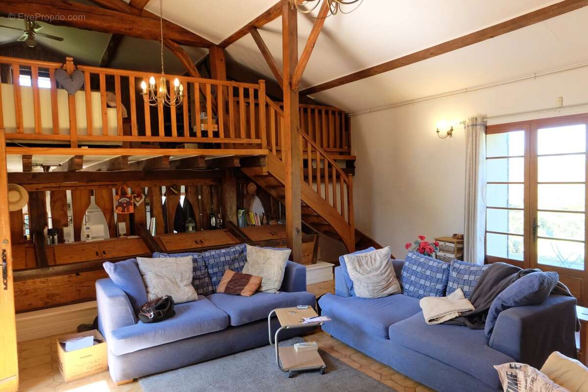 Maison à TOMBEBOEUF