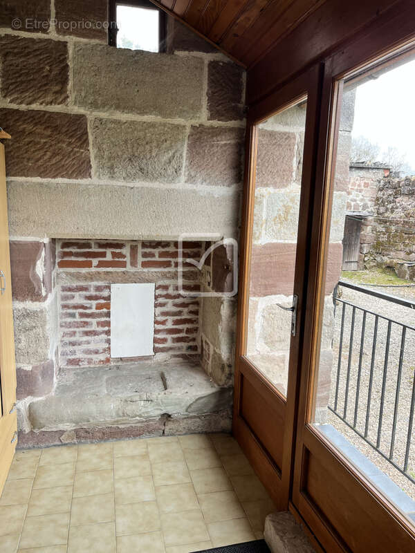 Maison à OBJAT