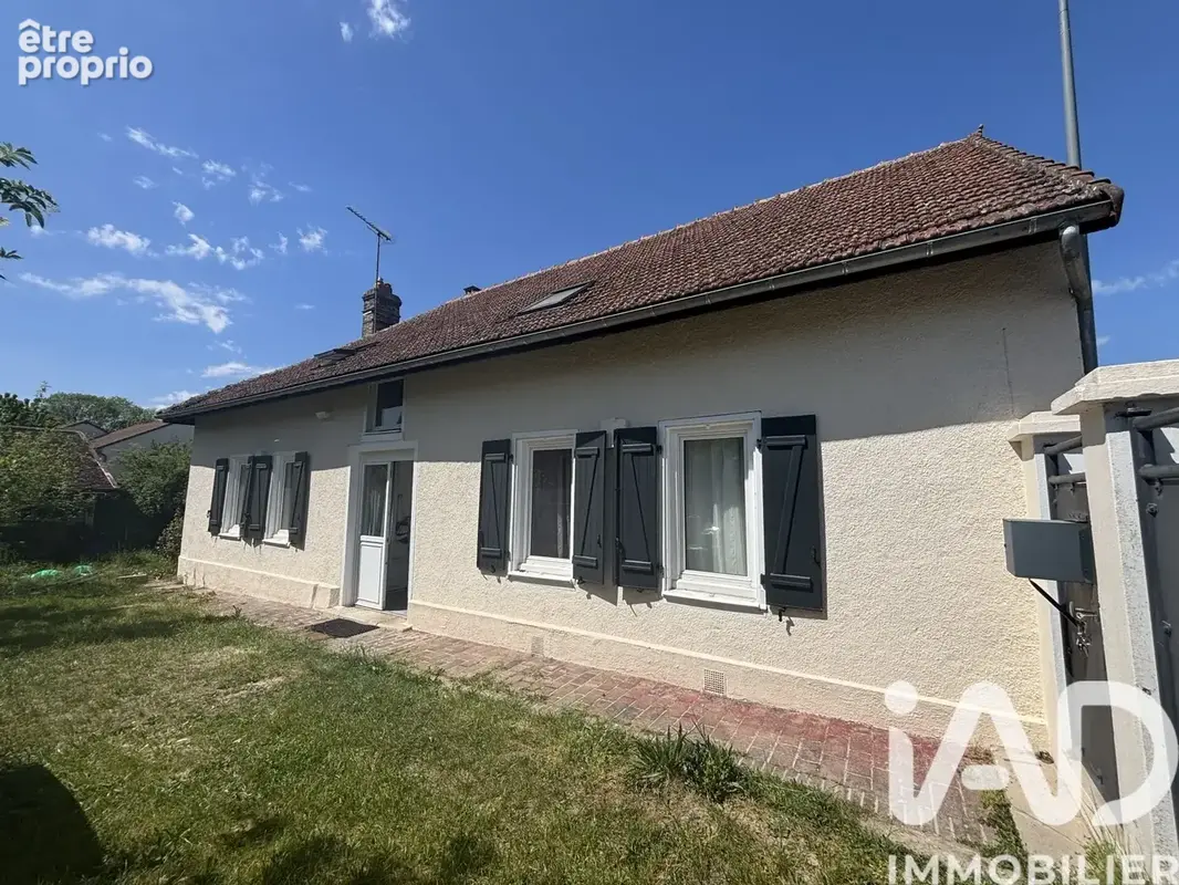 Photo 1 - Maison à LA RIVIERE-DE-CORPS