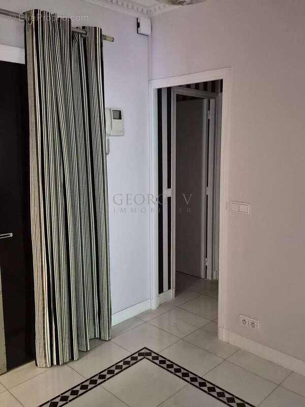 Appartement de standing de 108 m², 4 piéces, 2 chambres. - photo 2