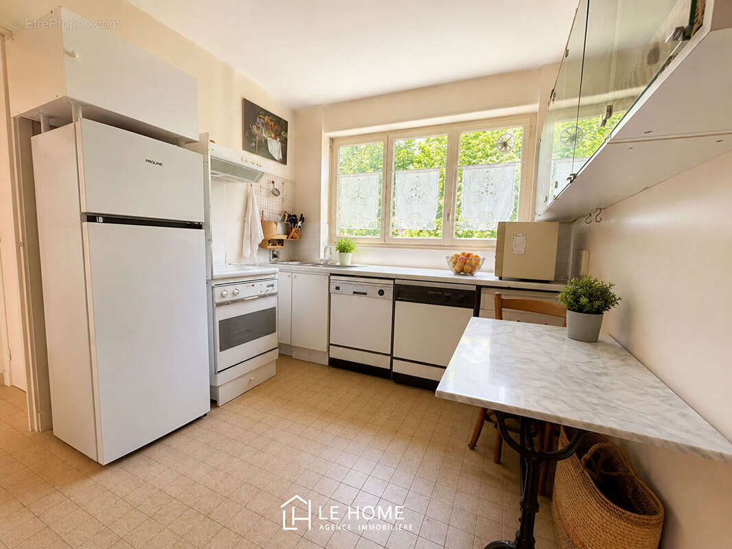 Appartement à TASSIN-LA-DEMI-LUNE