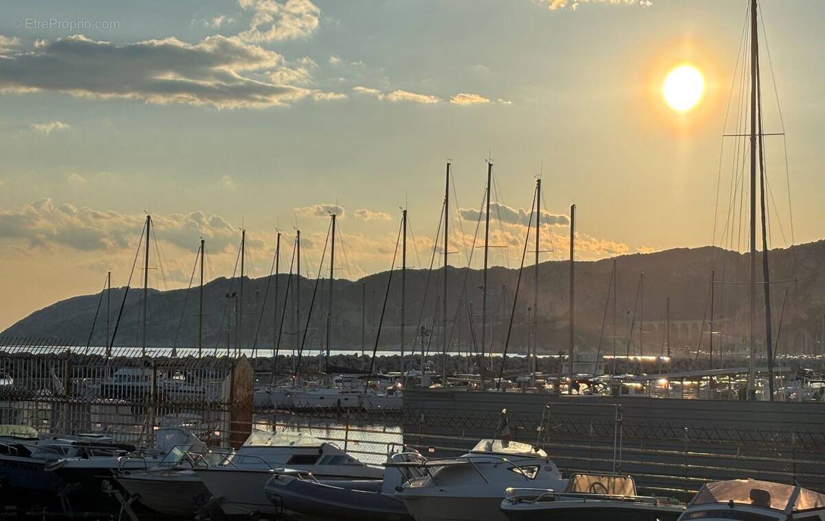 Photo 1 - Maison à MARSEILLE-16E