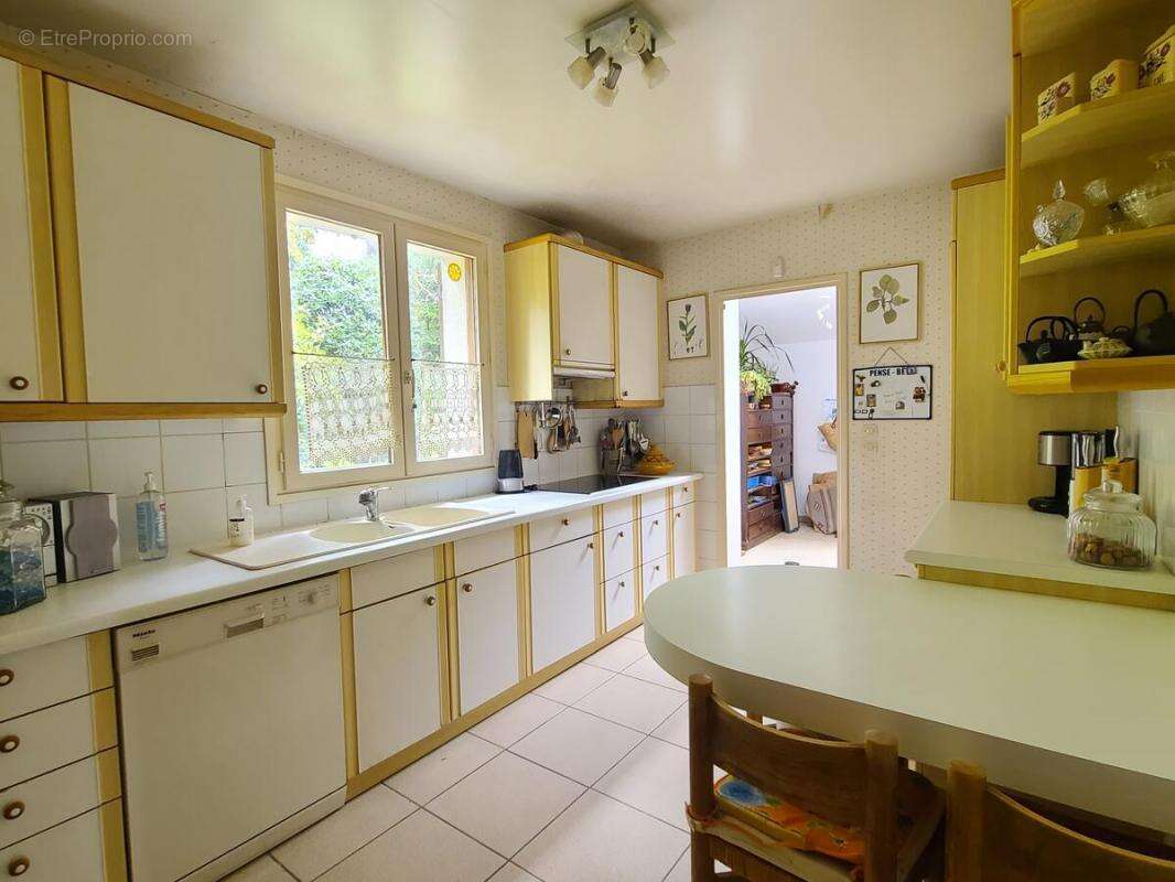 Maison à RUEIL-MALMAISON