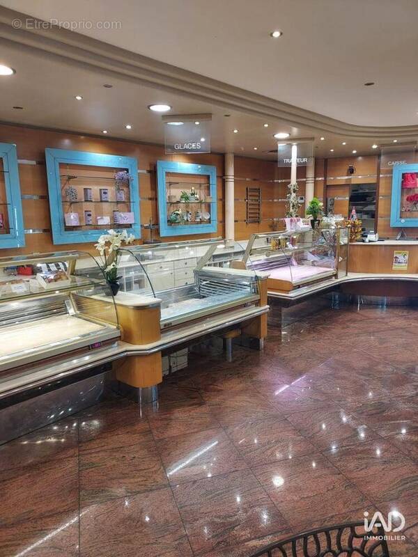 Photo 1 - Commerce à SALON-DE-PROVENCE