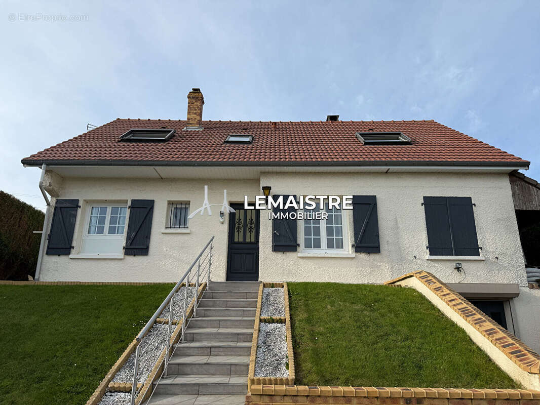 Maison à LES LOGES
