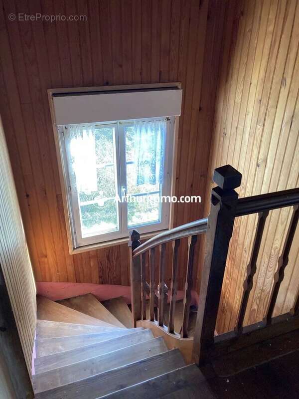 Maison à SAINT-ELLIER-LES-BOIS