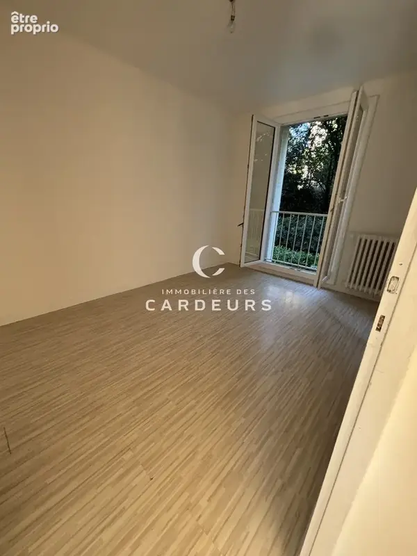 Vente appartement de type 3, centre ville à pied, stationnement, balcon, cave - photo 13