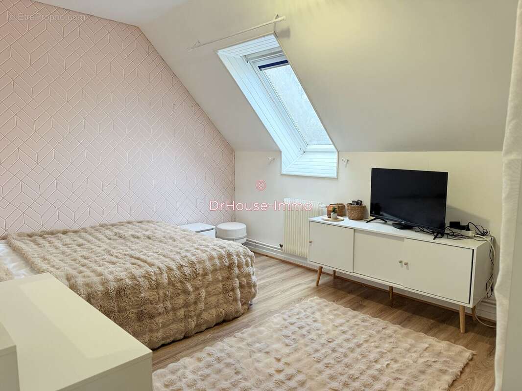 Maison à SAINT-JULIEN-LES-VILLAS