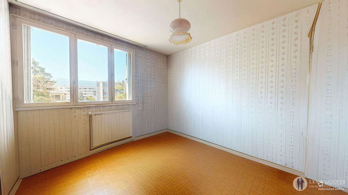 Appartement à SAINT-MARTIN-D&#039;HERES