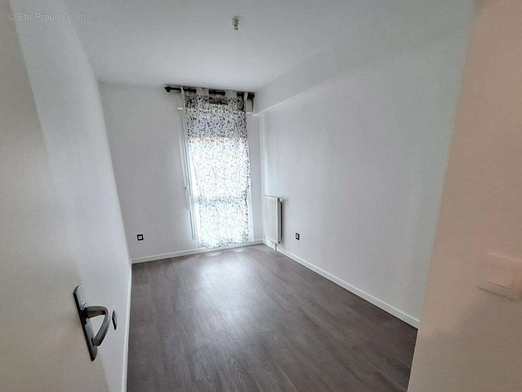 Appartement à COLOMBES