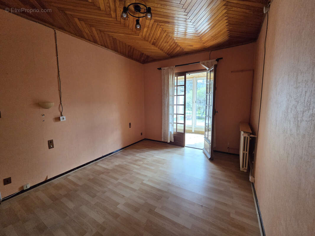 Maison à LA MOTTE-CHALANCON