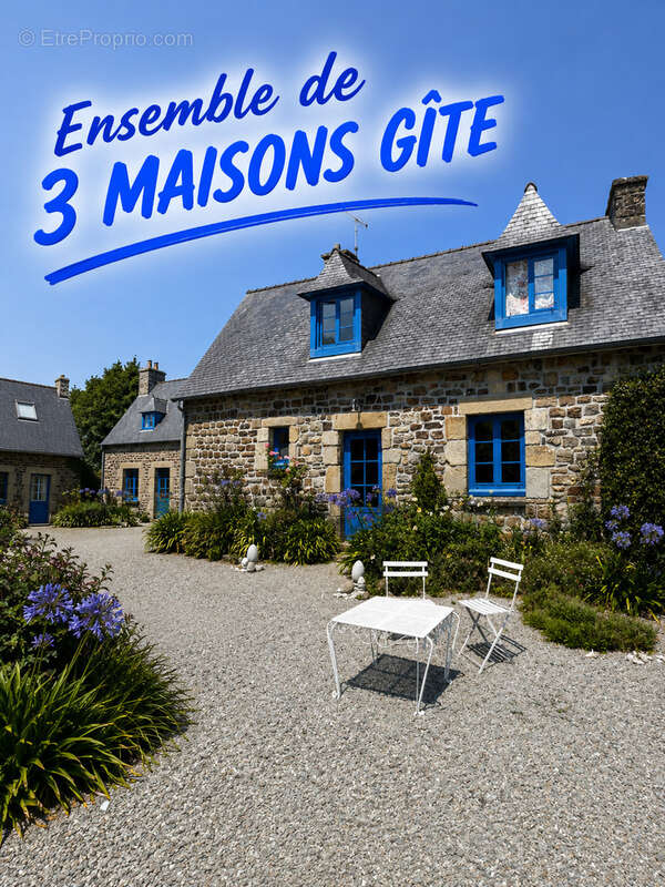 Ensemble immobilier d'exception   2 gîtes avec excellente rentabilité et une magnifique longère en pierre   Pr - photo 9