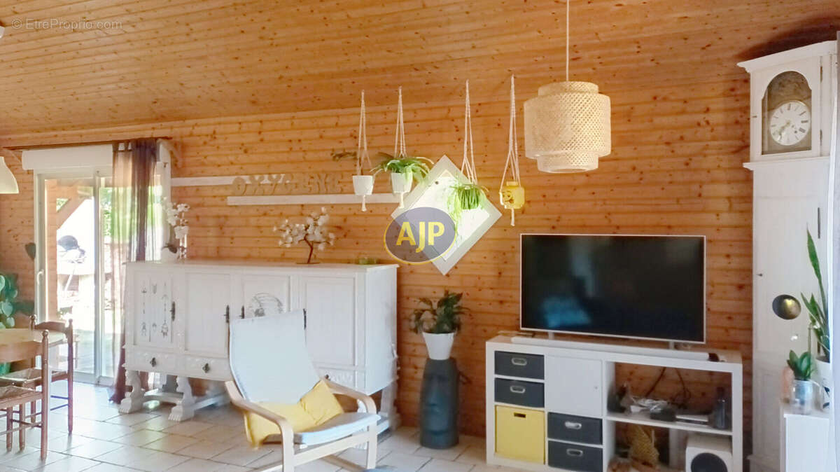 Maison à GAILLAN-EN-MEDOC