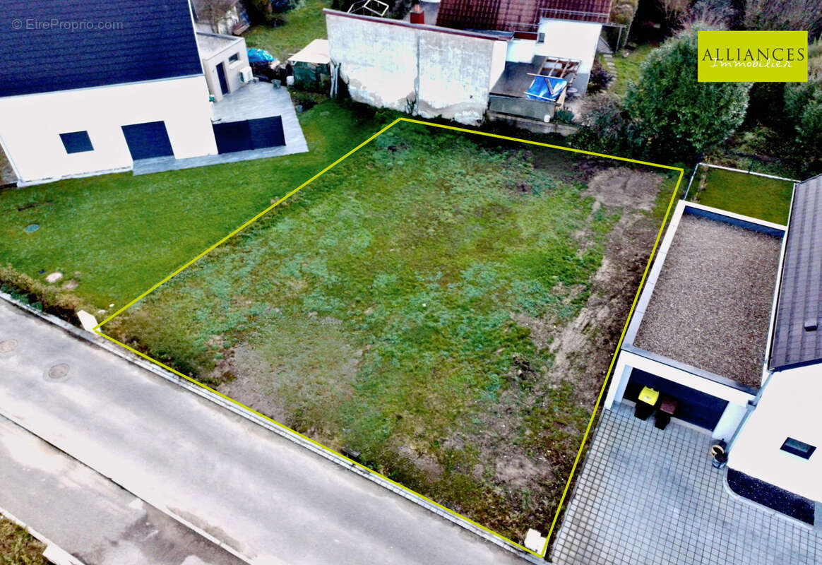Terrain à ZILLISHEIM