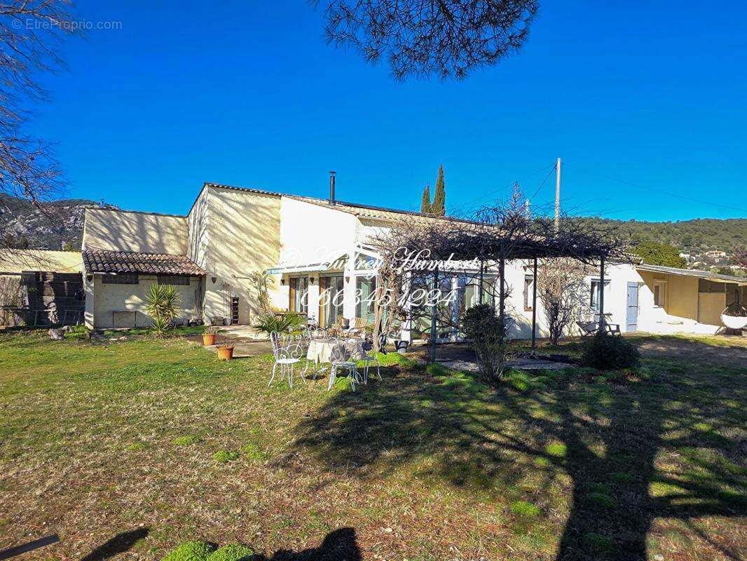 Maison à VILLENEUVE