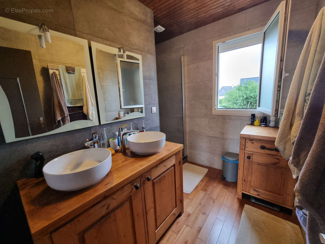 Maison à vendre à Saint-Erblon centre, 110m2, 4 chambres, terrain 548m2. - photo 13