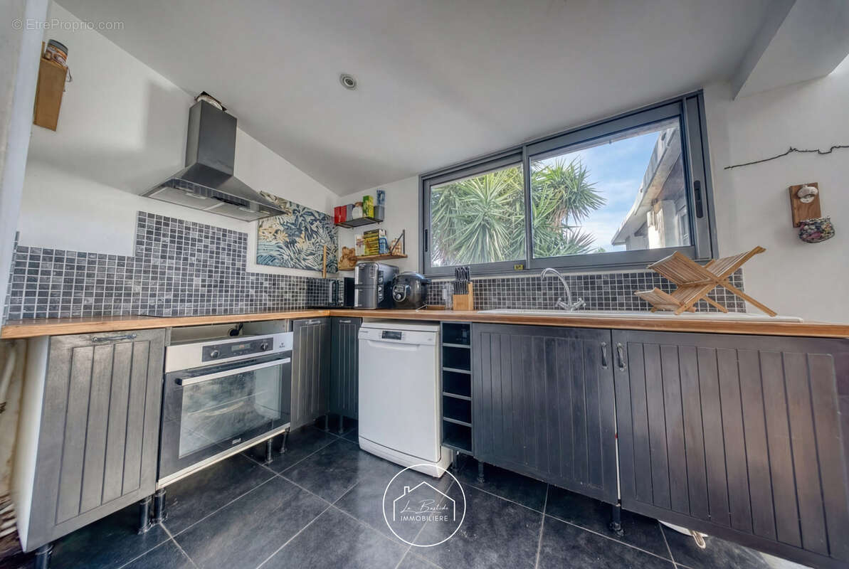Appartement à MARSEILLE-14E