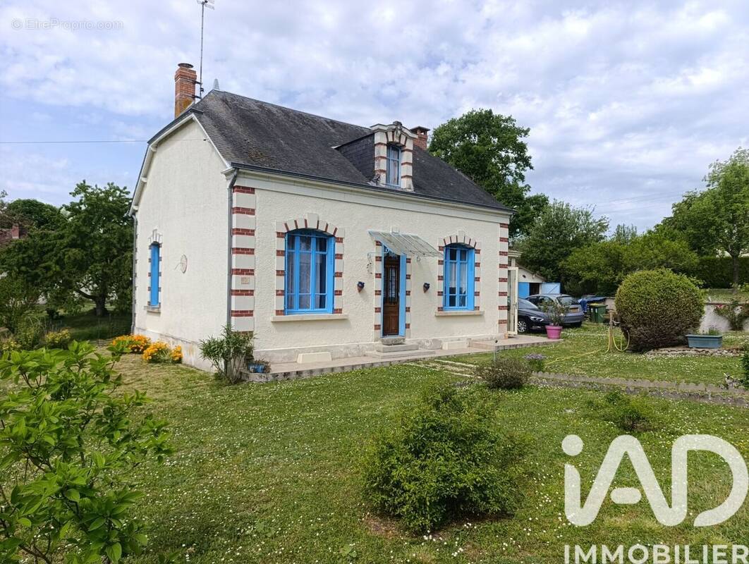 Photo 1 - Maison à VEUIL
