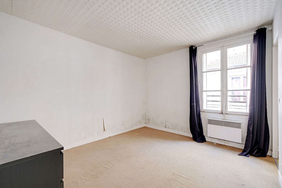 Commerce à PARIS-10E