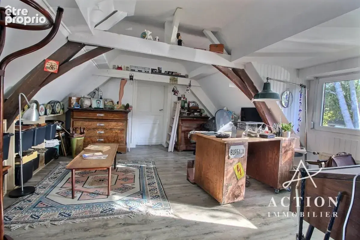Leers -maison individuelle 137 m² - flamande - semi plain pied - 4 chambres - 2 garages - place de stationnement - jardin - photo 8