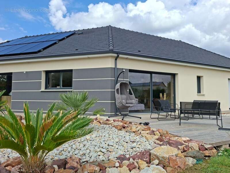 Maison Villa  Plain pied NEuve 2022 Basse Conso 164 m2 + Dépendance neuve 117m2 , Parc Clos 5800m2 - photo 2