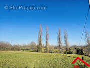 Terrain à TERRASSON-LAVILLEDIEU